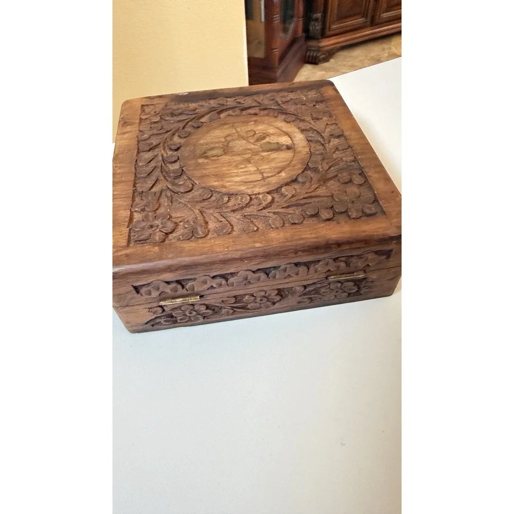 Vintage Hand Carved Wood Jewelry Trinket Box‎ Floral India 7x5 Rustic